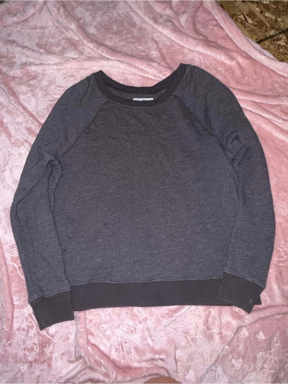 Cozy Women's Crewneck Sweater - Dark Gray